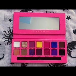 *LIMITED EDITION*alyssa edwards x abh palette